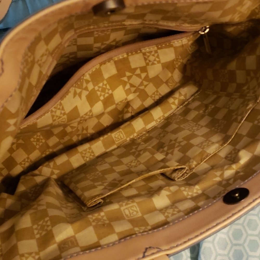 Handbag - Picture 2 of 2